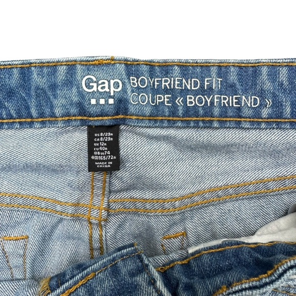 Gap 1969 Boyfriend Fit Rip Repair Distressed Cuffed Ankle Jeans Light Wash 8/29 - Picture 3 of 5